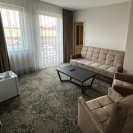 Keta Hotel Marijampole Bagian luar foto