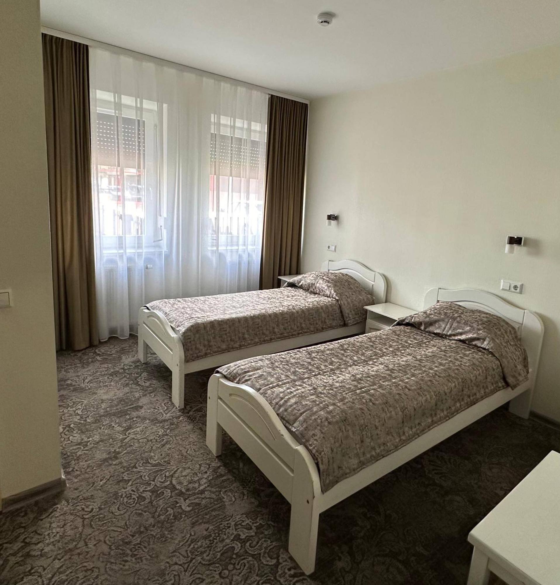 Keta Hotel Marijampole Bagian luar foto